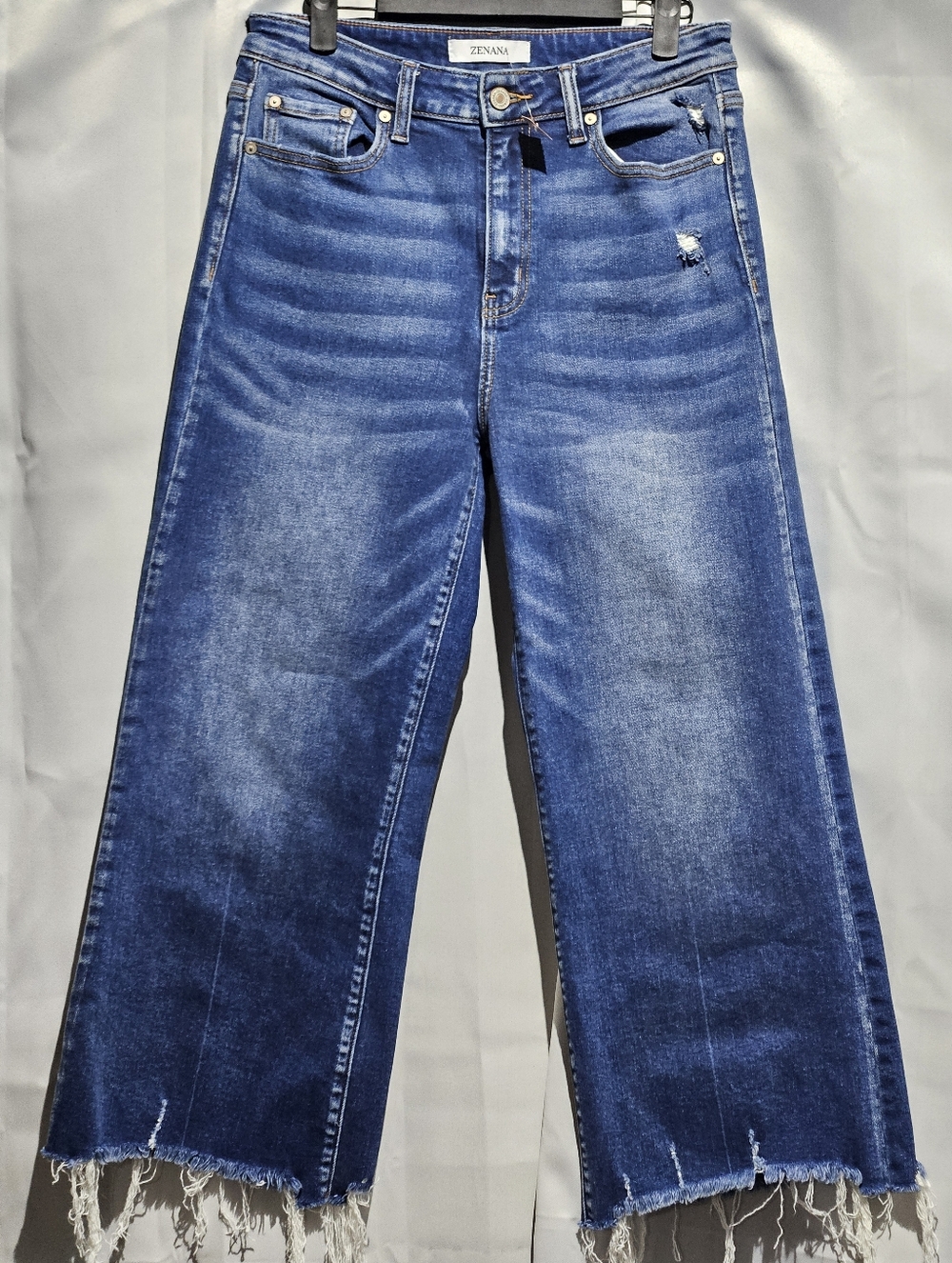 Zenana Outfitters Distressed Dark Blue Wide-Leg Crop Jeans Size 29 - Picture 2 of 5